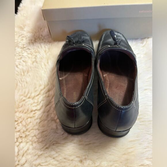 Naturalizer Telene Black Leather Tassel Loafers size 10 - Picture 2 of 7